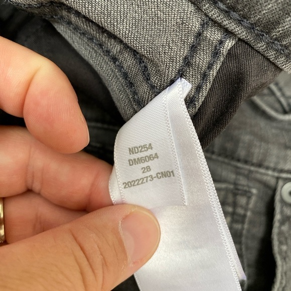 Madewell - Gray Mid-rise Stovepipe Jeans - Picture 8 of 10